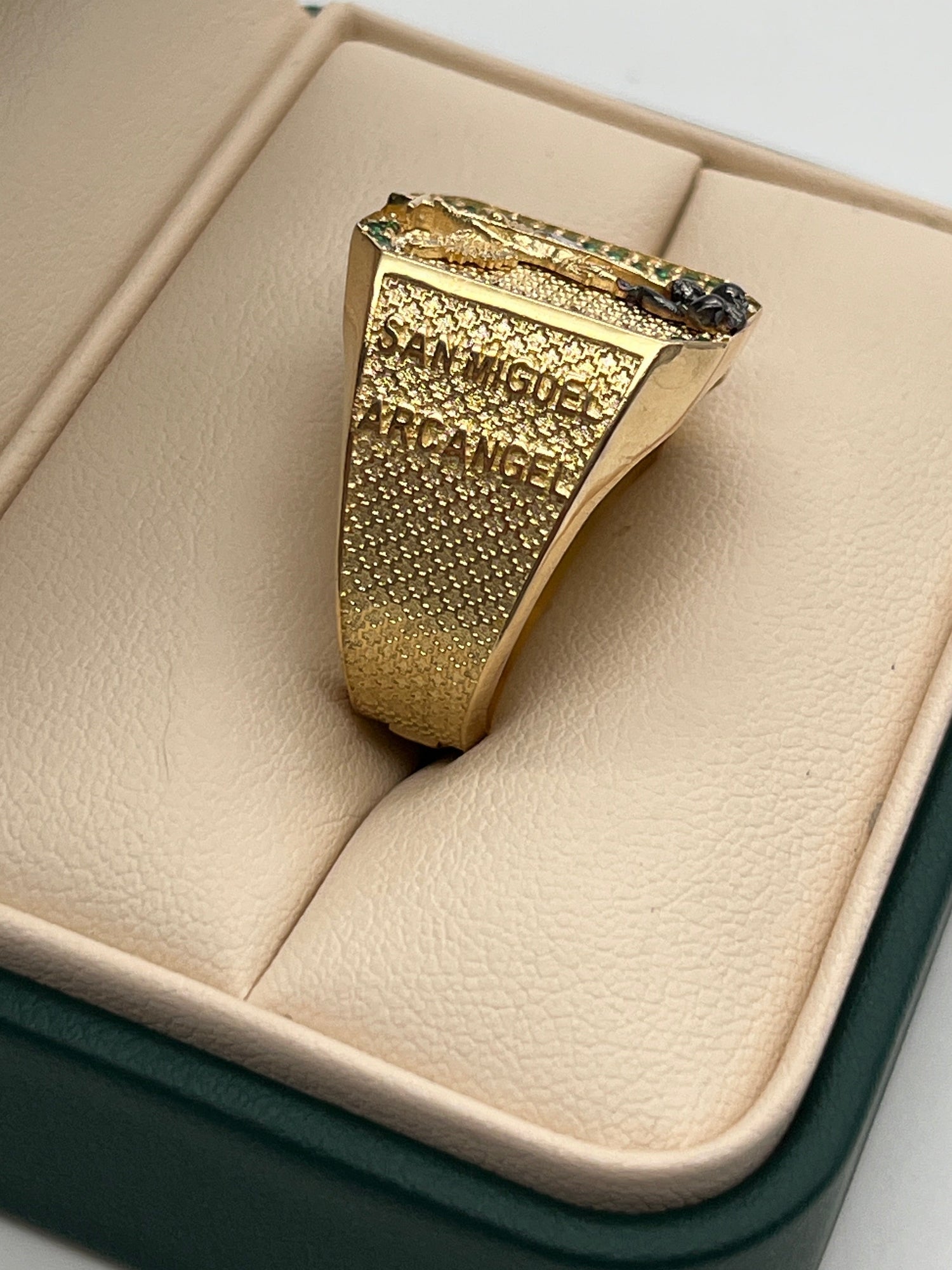 ANILLO PERSONALIZADO ARCANGEL