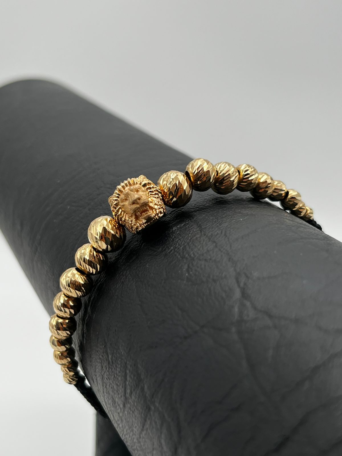 Pulsera Tejida Leon