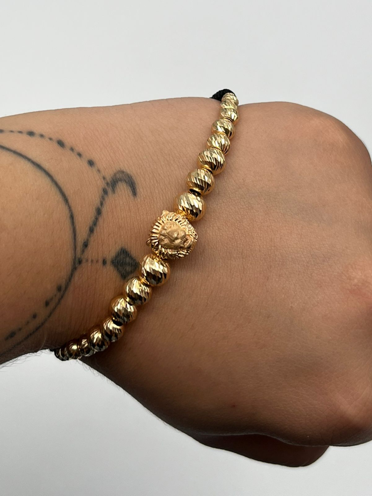 Pulsera Tejida Leon
